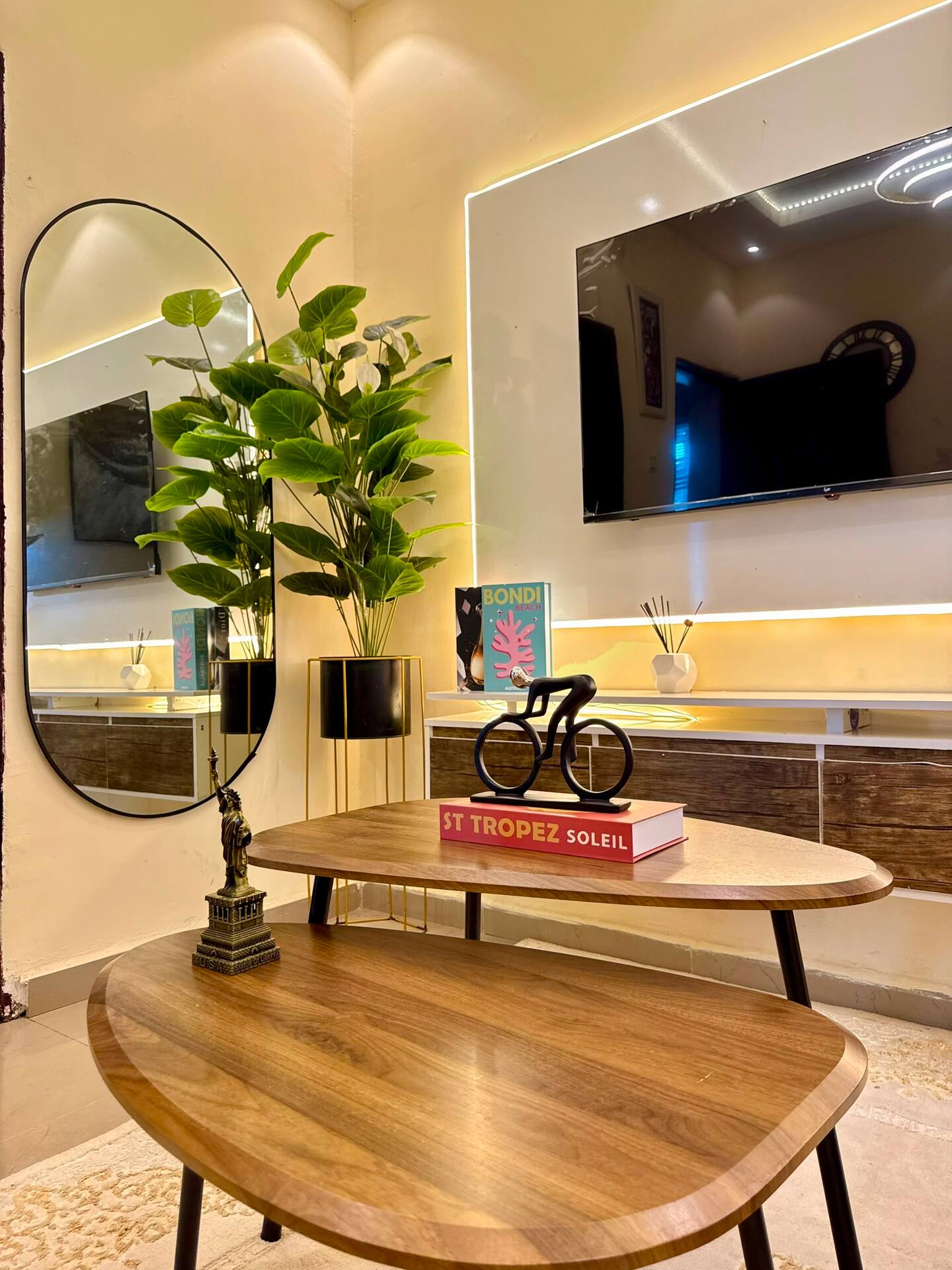 Haven 21 living area with Smart TV